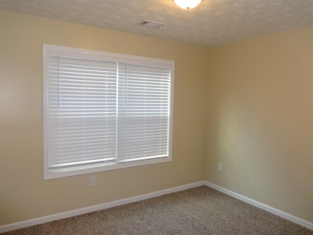 Building Photo - 718 Nottingham Dr