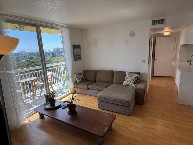 Building Photo - 816 NW 11th St