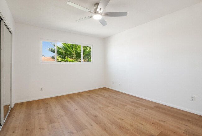 Building Photo - 1420 Hilltop Dr