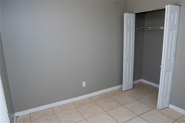 Building Photo - 434 W 17th St