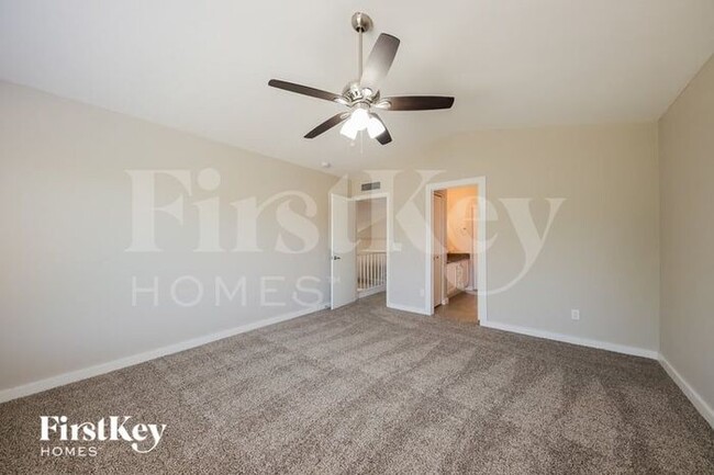 Building Photo - 3022 E Brookwood Ct