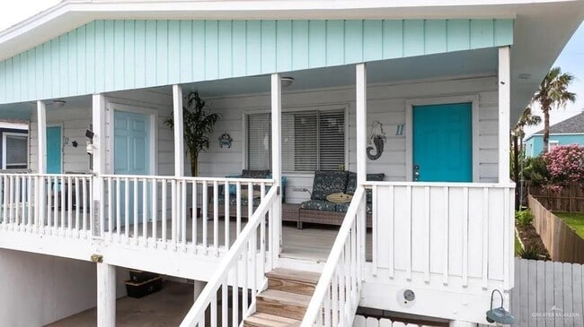 Building Photo - 19 W Gardenia St