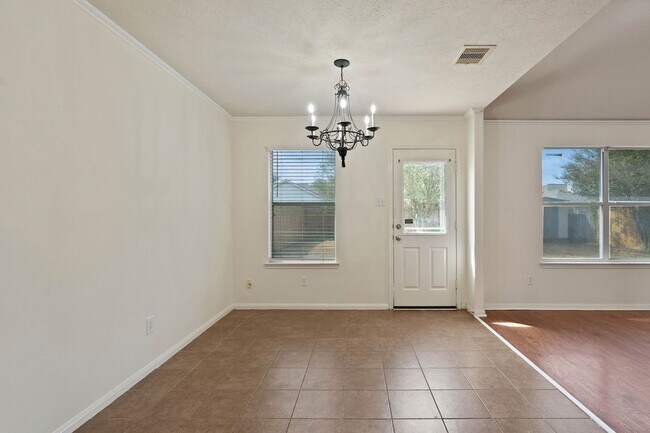 Building Photo - 21523 Juniper Meadows Dr