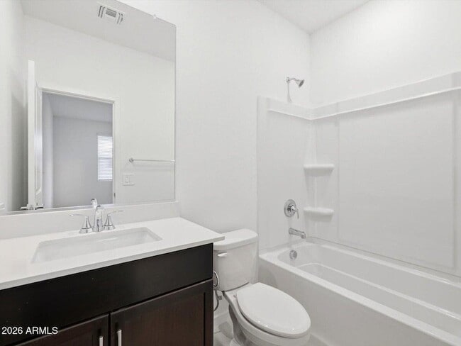 Building Photo - 15875 W Cottontail Ln