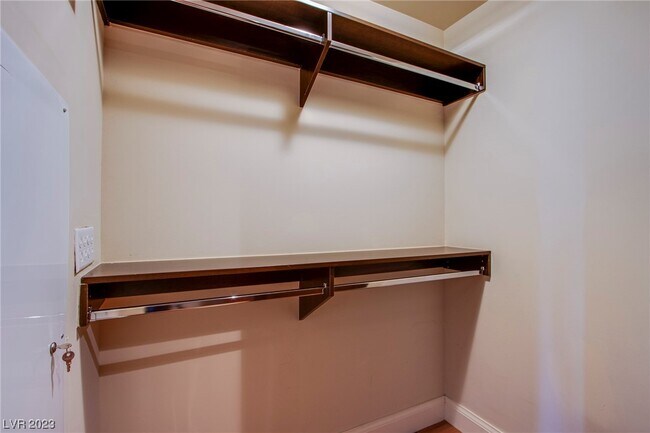 Building Photo - 11441 Allerton Park Dr