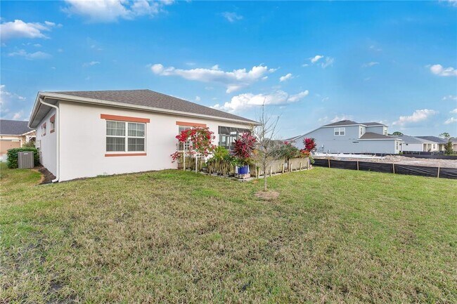 Building Photo - 5092 Twin Lakes Blvd