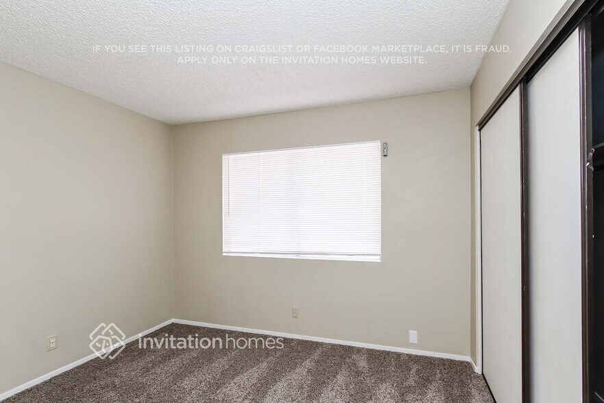 Building Photo - 330 Templeton Dr