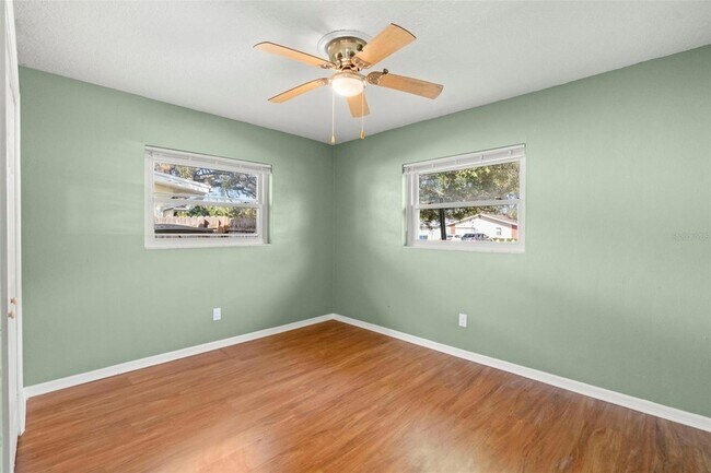 Building Photo - 78 Lexington Dr