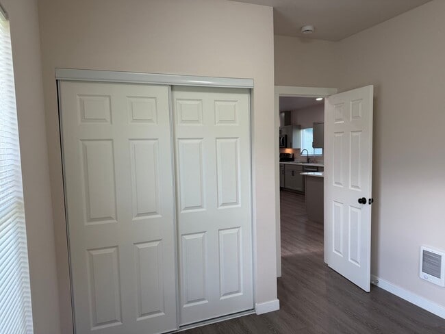 Building Photo - Updated 3 bedroom 2 bathroom house in Dexter!