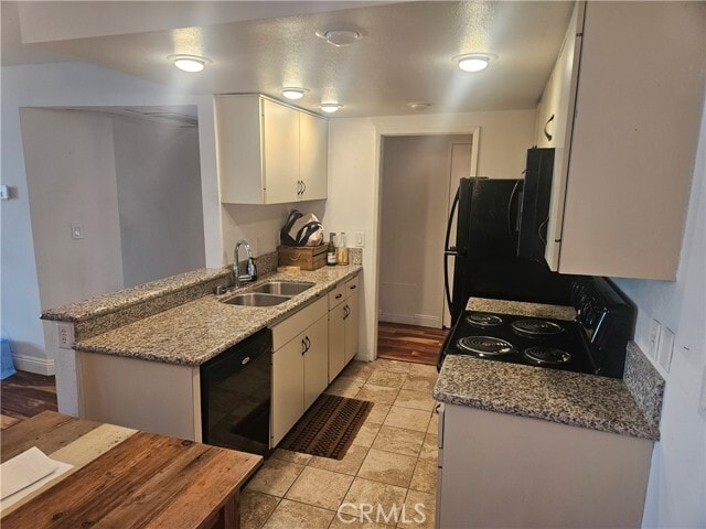 Building Photo - 8530 Holloway Dr