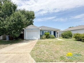 Building Photo - 7692 Chablis Cir
