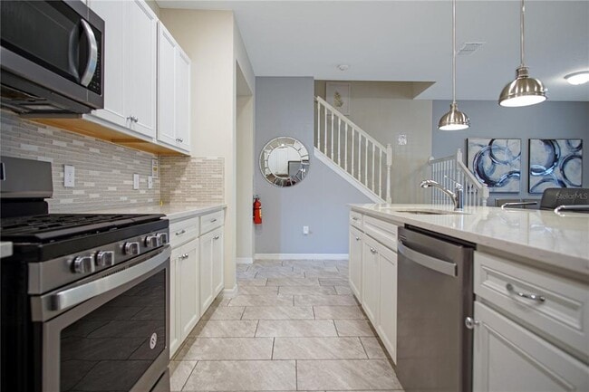 Building Photo - 7549 Oak Spg Ln