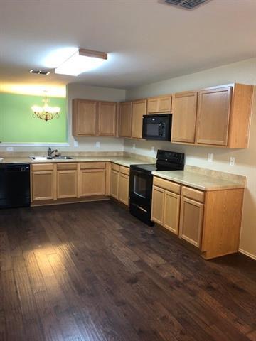 Building Photo - 13201 Cleburne Dr