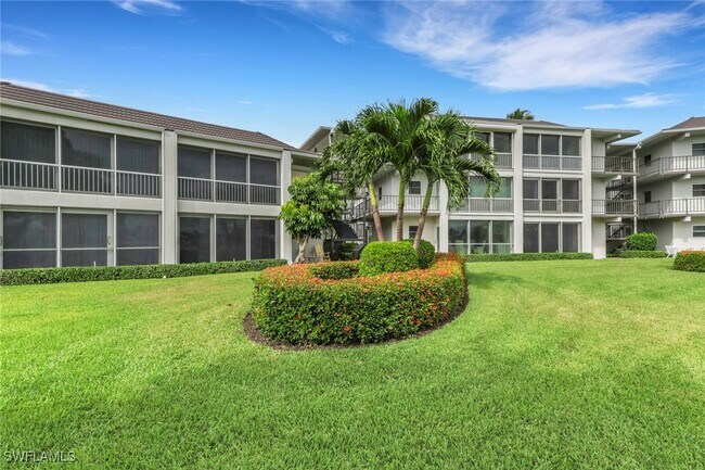 Building Photo - 3400 Gulf Shore Blvd N