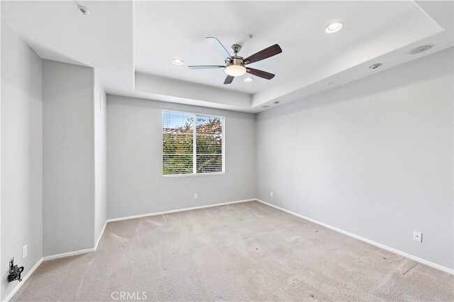 Building Photo - 158 N Brea Blvd