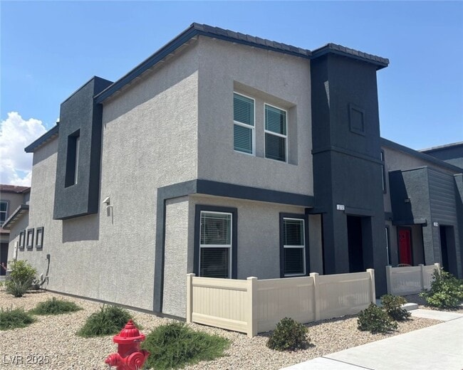 Building Photo - 3712 Celesta Vis Ave