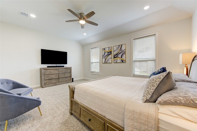 Building Photo - 22534 Petrizzi Ln