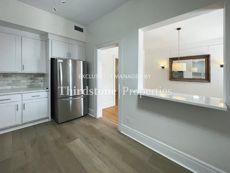 Building Photo - 1786 Challen Ave