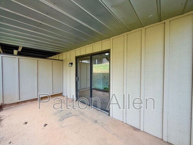 Building Photo - 23 Dawnwood Cir