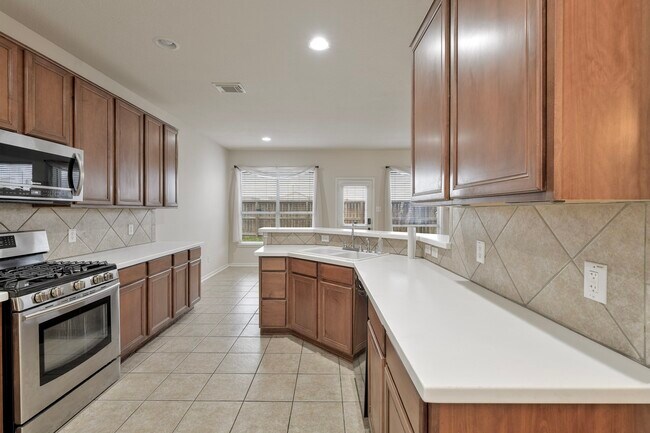 Building Photo - 2107 Auburn Vale St