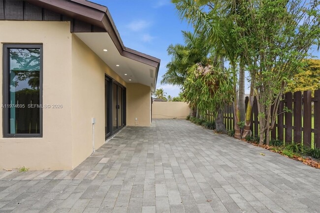 Building Photo - 11959 SW 122nd Ct