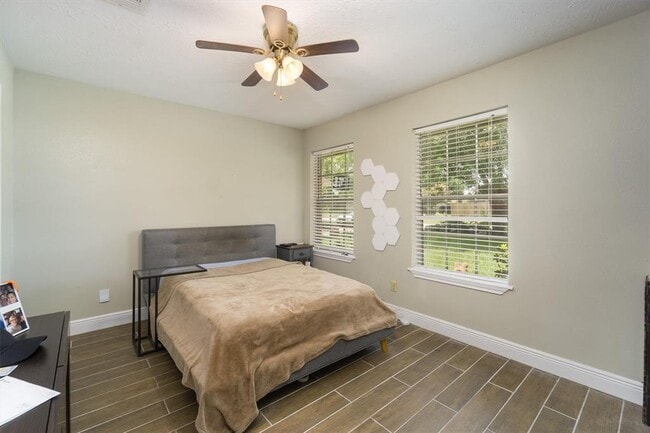 Building Photo - 2510 Park Meadows Ave