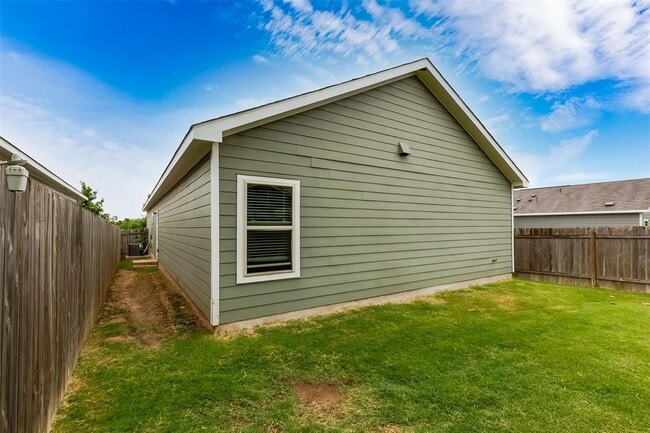 Building Photo - 7209 Spirit Hill Rd