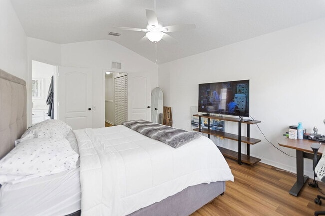 Building Photo - 2718 Conch Hollow Dr