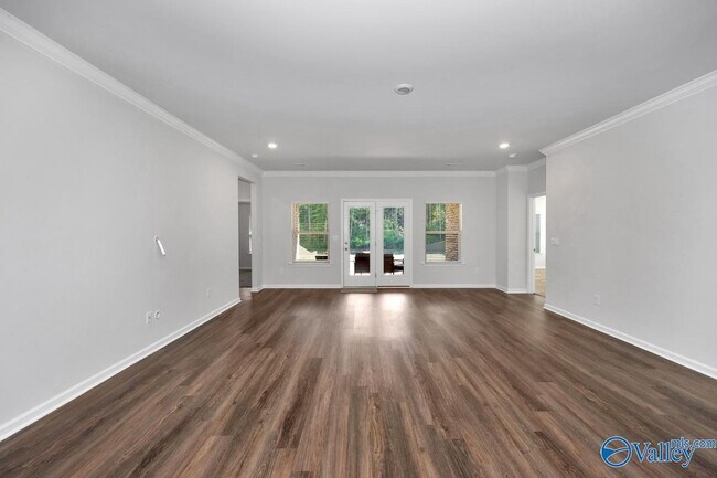 Building Photo - 157 High Leaf Dr