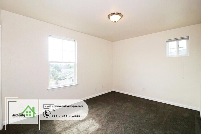 Building Photo - 671 Mission De Oro Dr