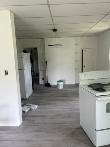 Building Photo - 221 Wilkins Ave