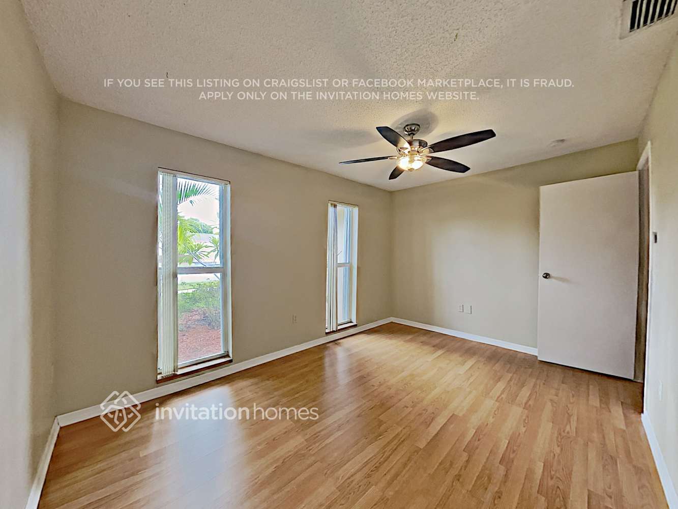 Building Photo - 1195 NW 92nd Ave