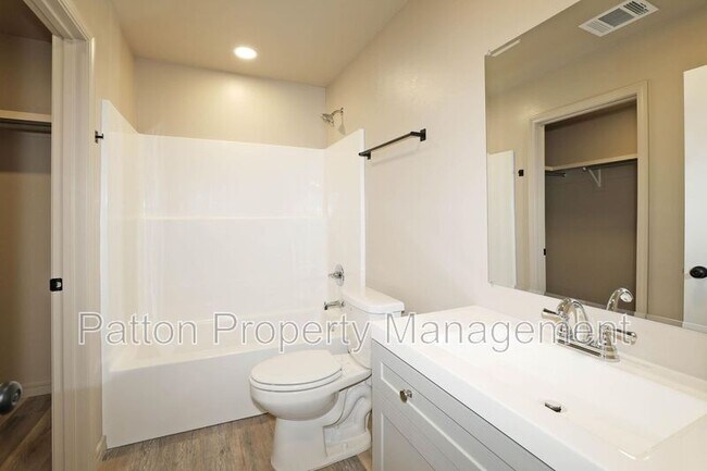 Building Photo - 10574 Tierra Santa Dr