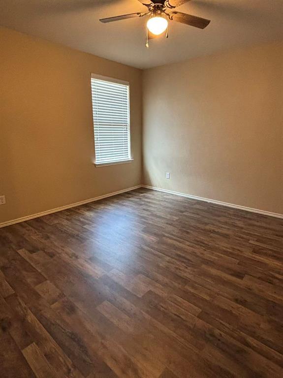 Building Photo - 301 Comal Run