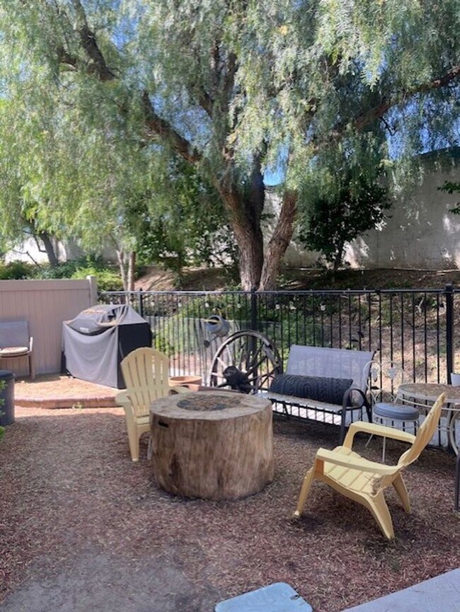 Building Photo - 41283 Ashton Cir