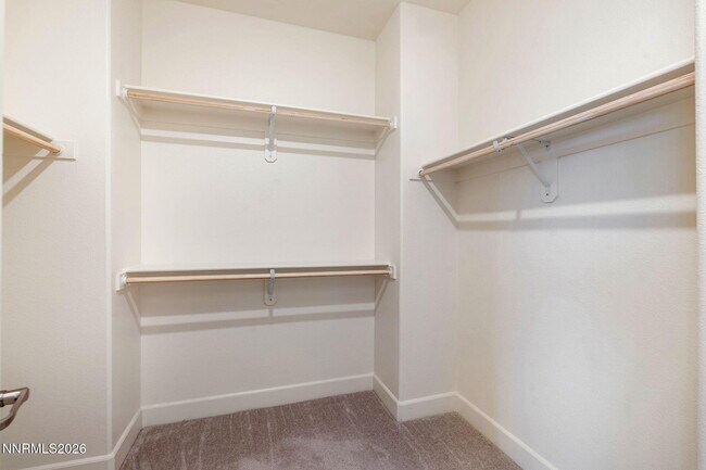 Building Photo - 6747 Ronaldinho Dr