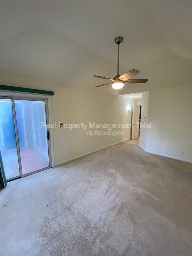 Building Photo - 924 Ironwood Dr