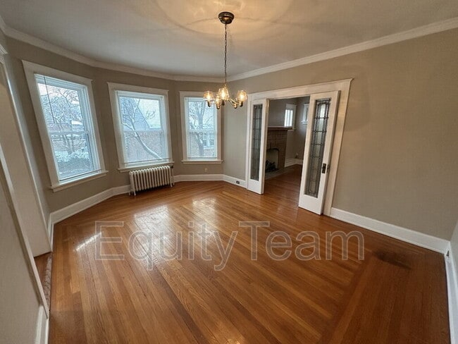 Building Photo - 2581 Madison Rd