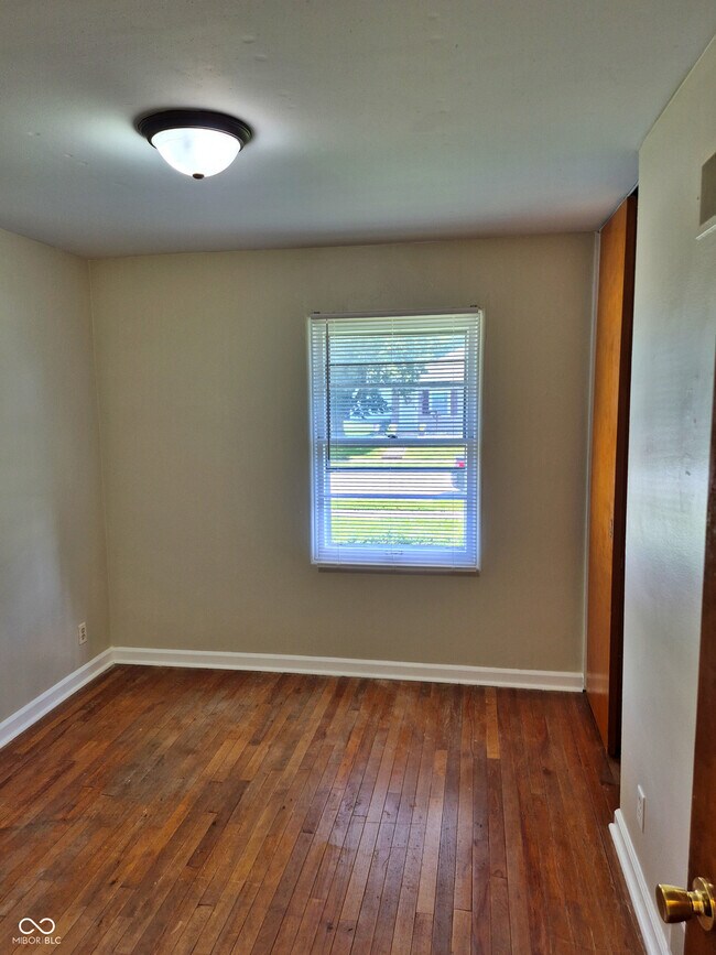 Building Photo - 1126 Allison Ave