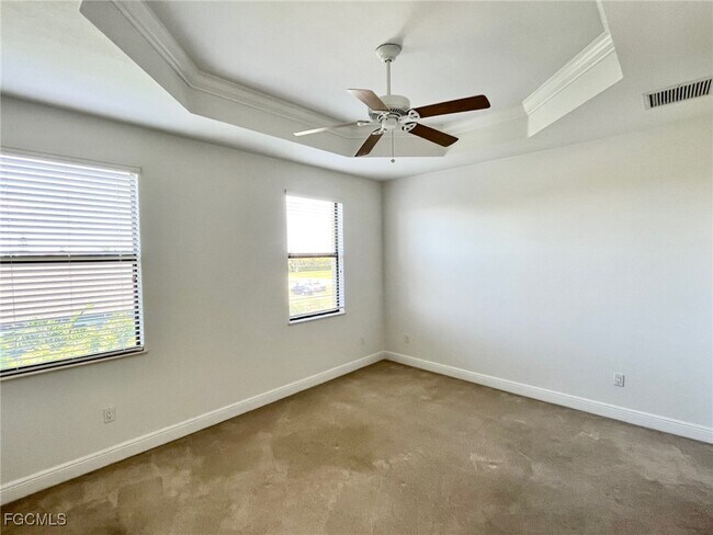 Building Photo - 4820 SW 17th Pl