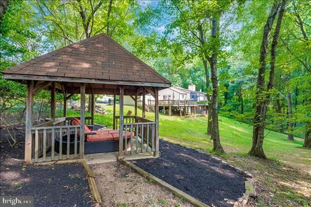 Gazebo - 2903 Loch Haven Ct