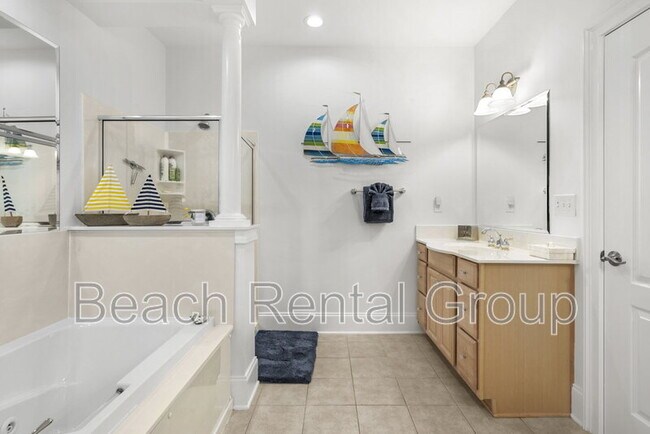 Building Photo - 2180 Waterview Dr