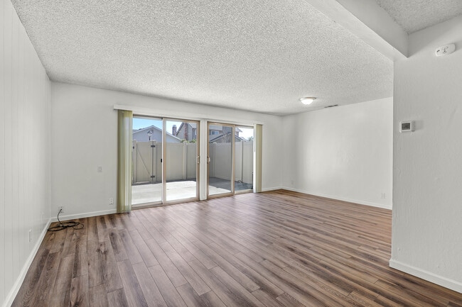 Building Photo - 791 Partridge Cmn