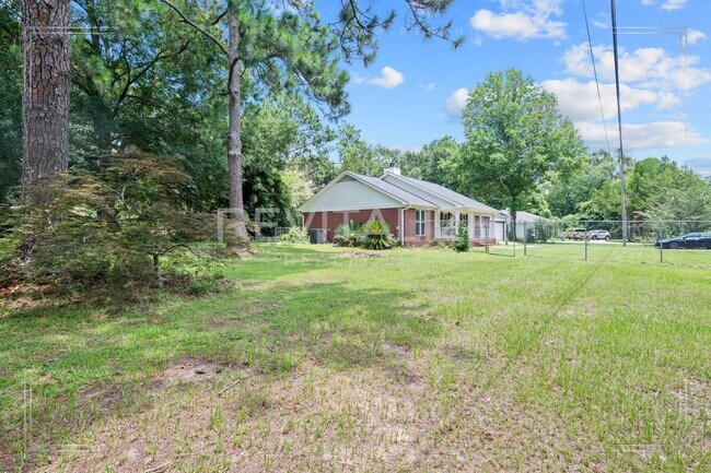 Building Photo - 1357 Repoll Rd
