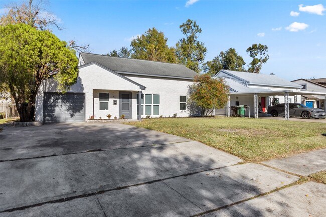 Building Photo - 3811 Luca St