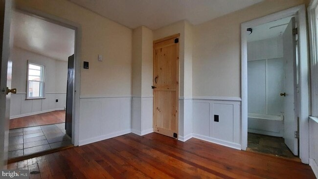 Primary Photo - 203 Cloud St