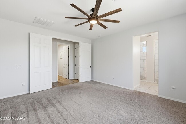 Building Photo - 4220 S Macy Cir