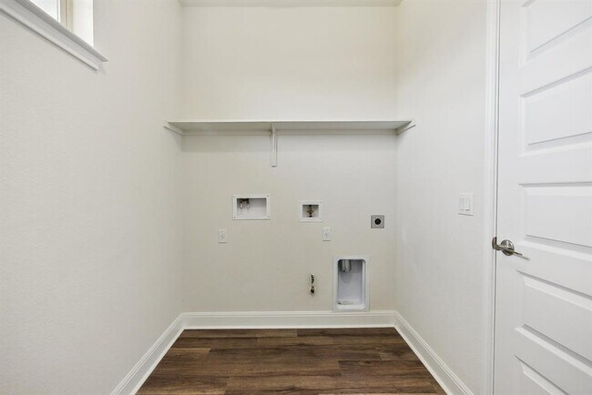 Building Photo - 16705 Marcello Dr