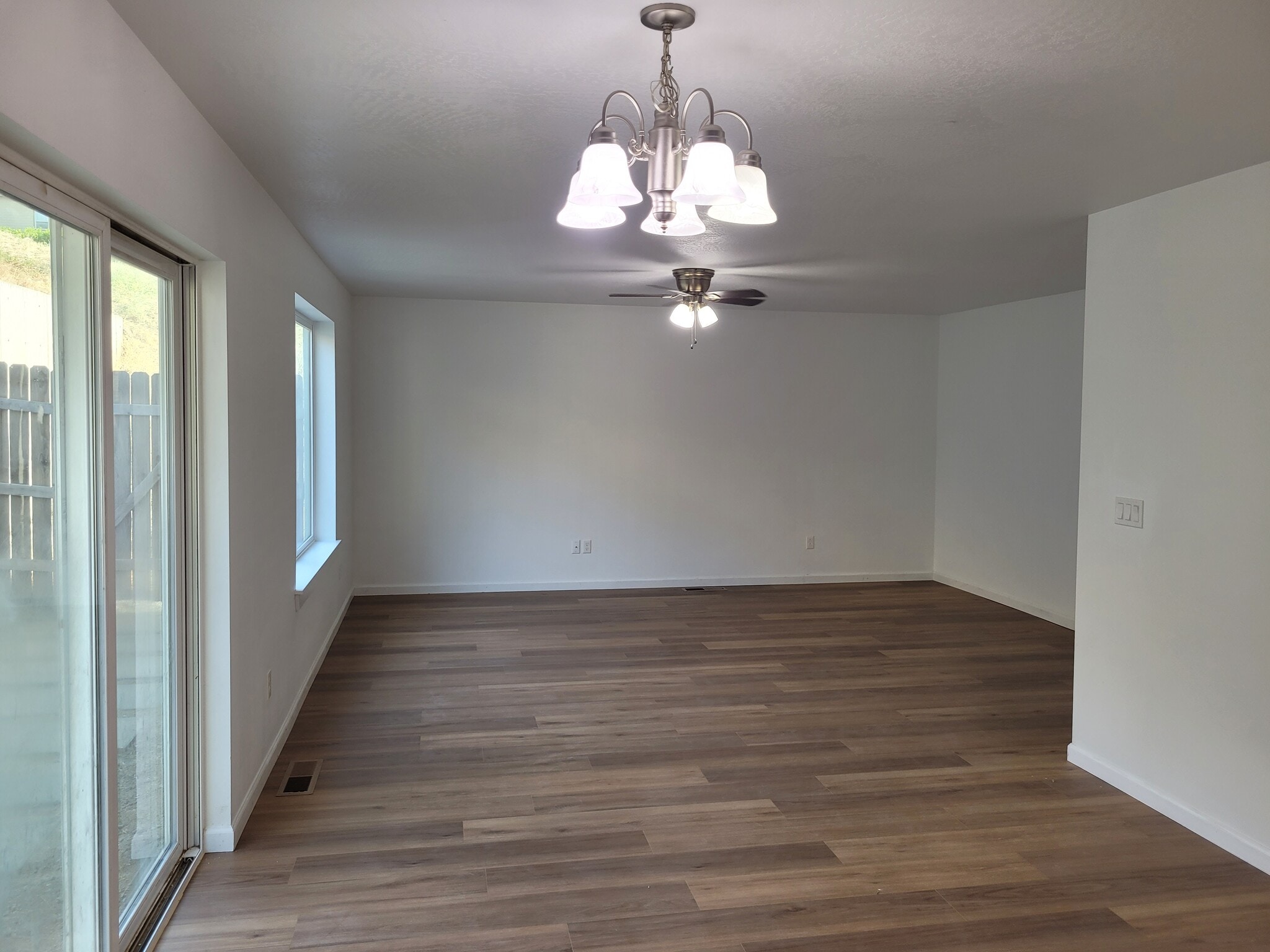 Building Photo - 2470 Herrington Way