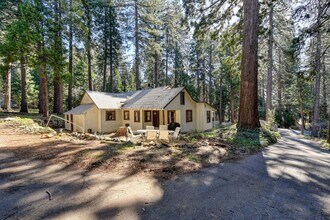 Building Photo - Adorable Home Available June 26th!